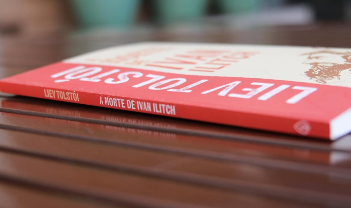 Capa do livro A Morte de Ivan Ilitch, de Liev Tolstói