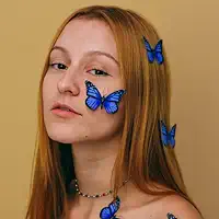 Foto da escritora Sabrine Cantele